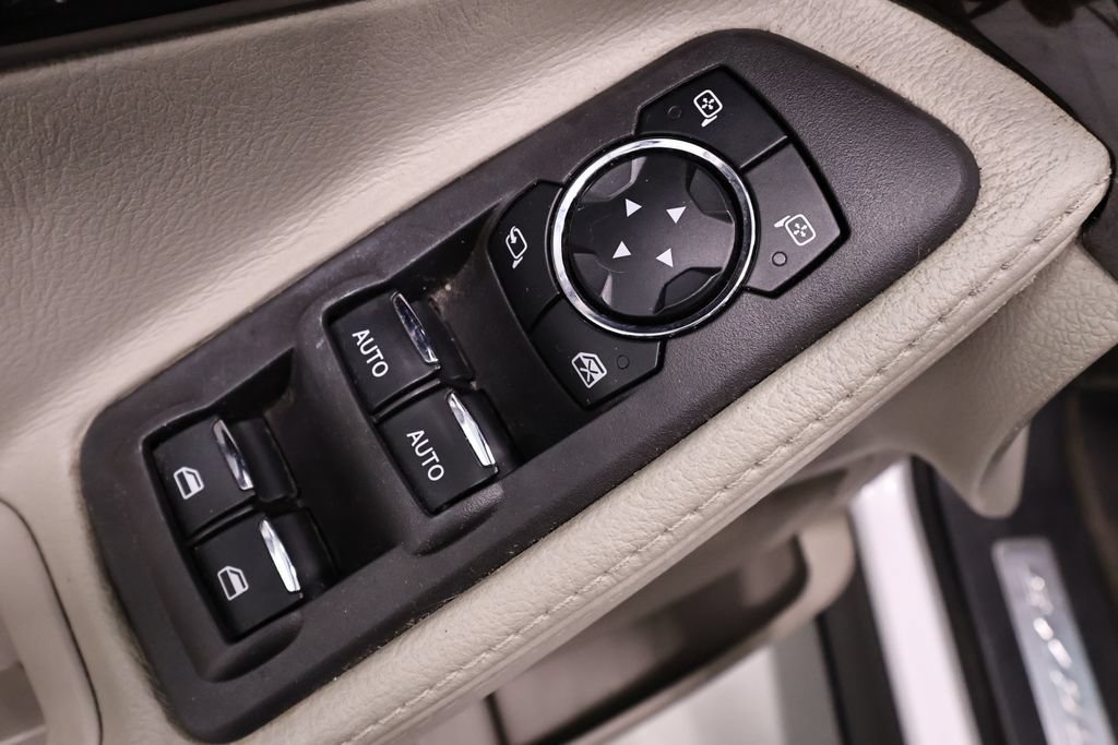 Used 2014 Ford Explorer Limited w/ Equipment Group 301A AWD/4WD image 11