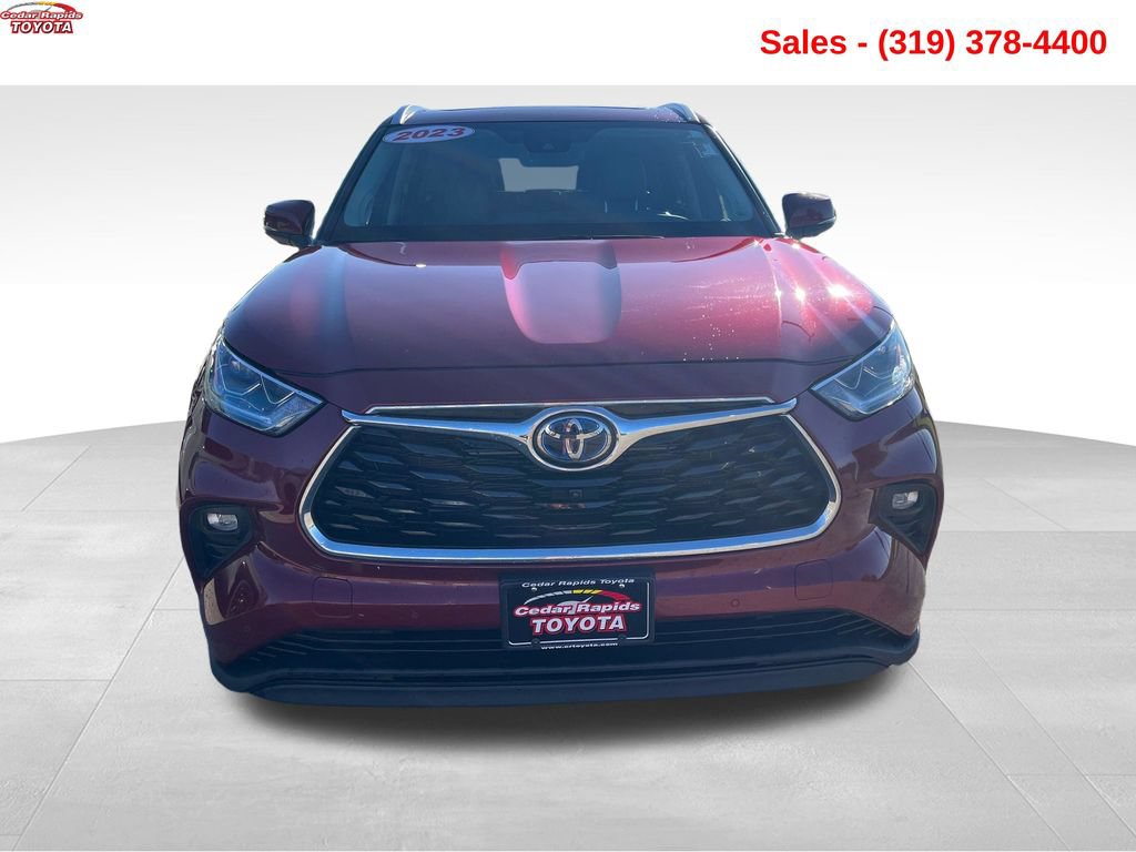 Used 2023 Toyota Highlander Limited AWD/4WD image 9