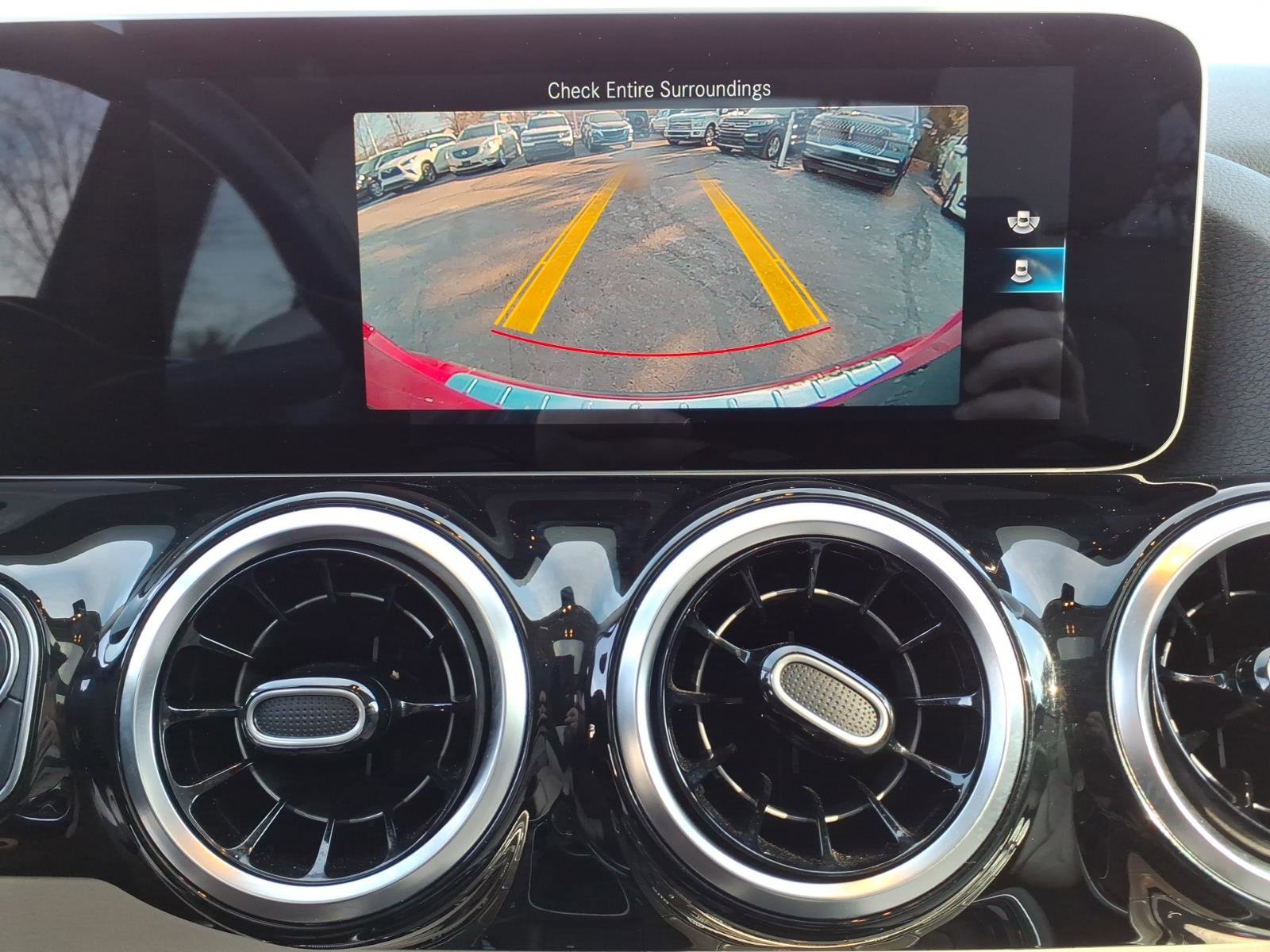 Used 2021 Mercedes-Benz GLA 250 4MATIC image 21