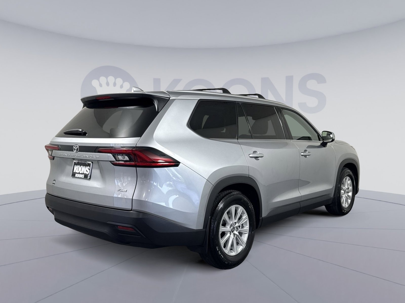 Used 2025 Toyota Grand Highlander FWD image 7