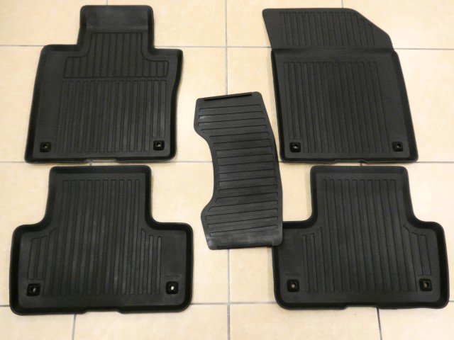 Used 2023 Volvo XC60 B5 Plus w/ Climate Package AWD/4WD image 53