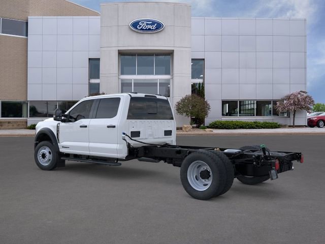 New 2026 Ford F550 4x4 Crew Cab image 4