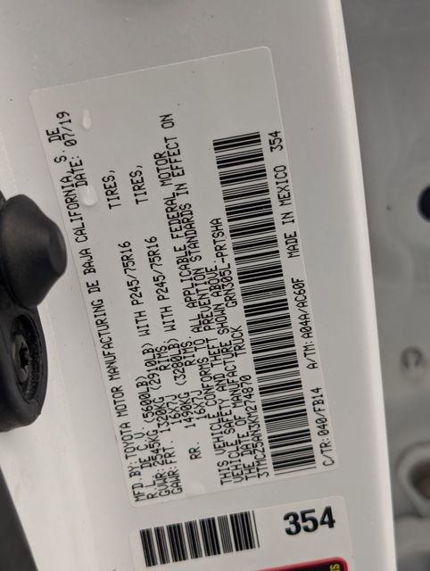 Used 2019 Toyota Tacoma SR w/ SR Convenience Package image 33