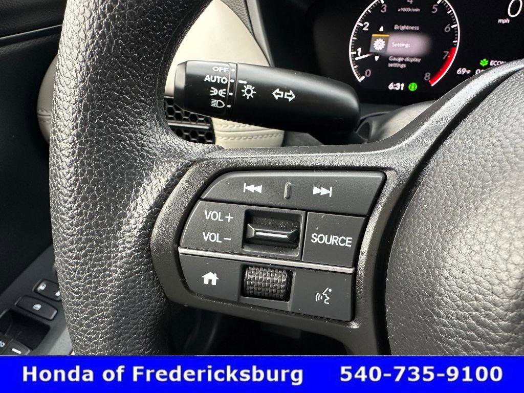 Used 2023 Honda HR-V LX image 24