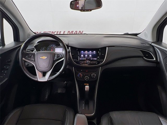 Used 2020 Chevrolet Trax LT w/ LT Convenience Package image 23