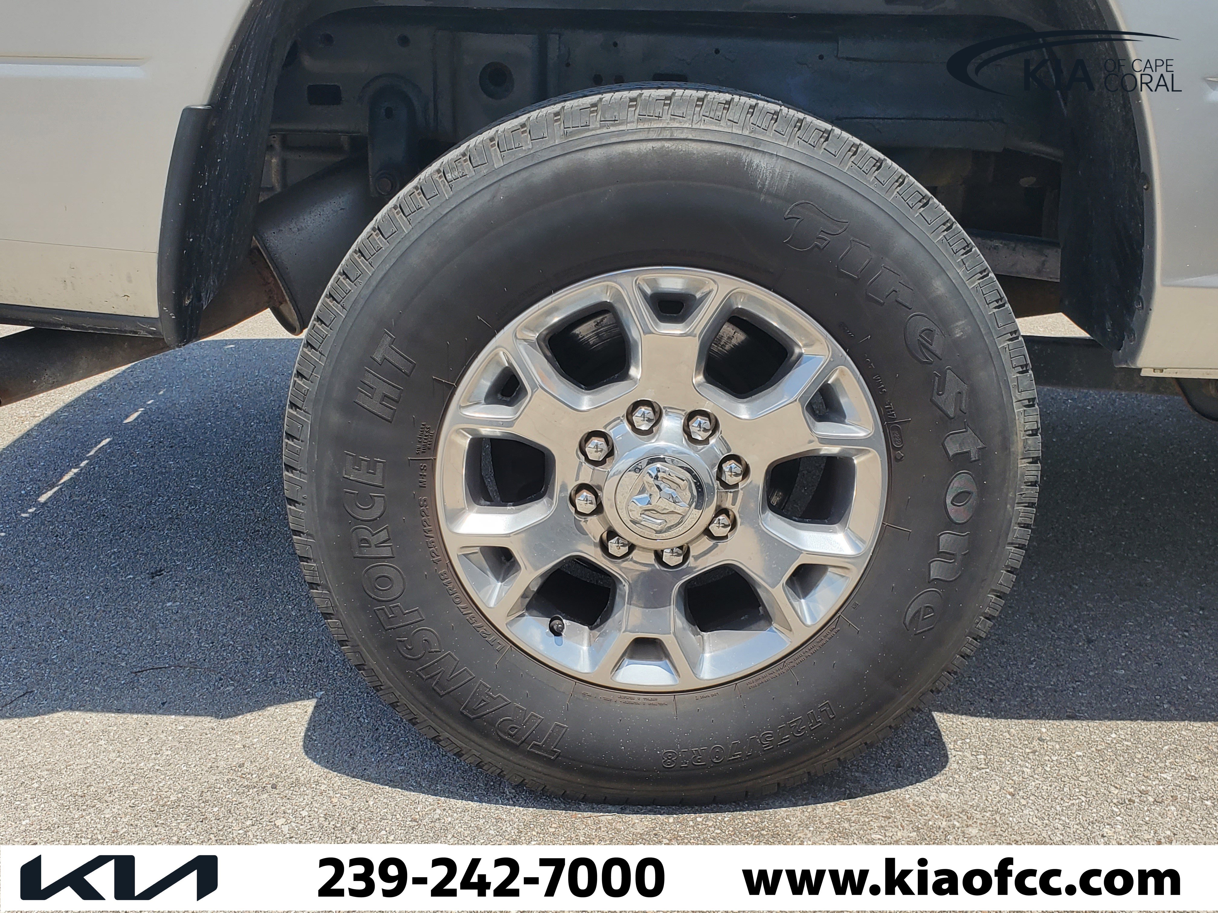 Used 2014 RAM 2500 Tradesman w/ Power & Remote Entry Group image 6