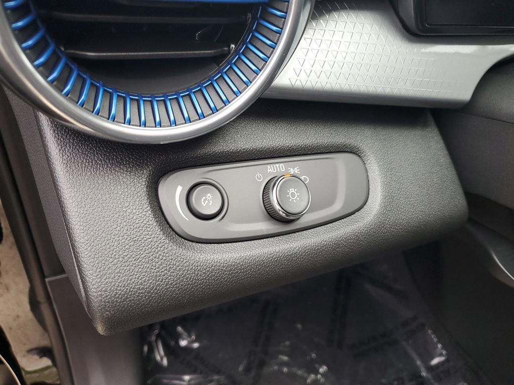 New 2026 Chevrolet Trax LT image 22