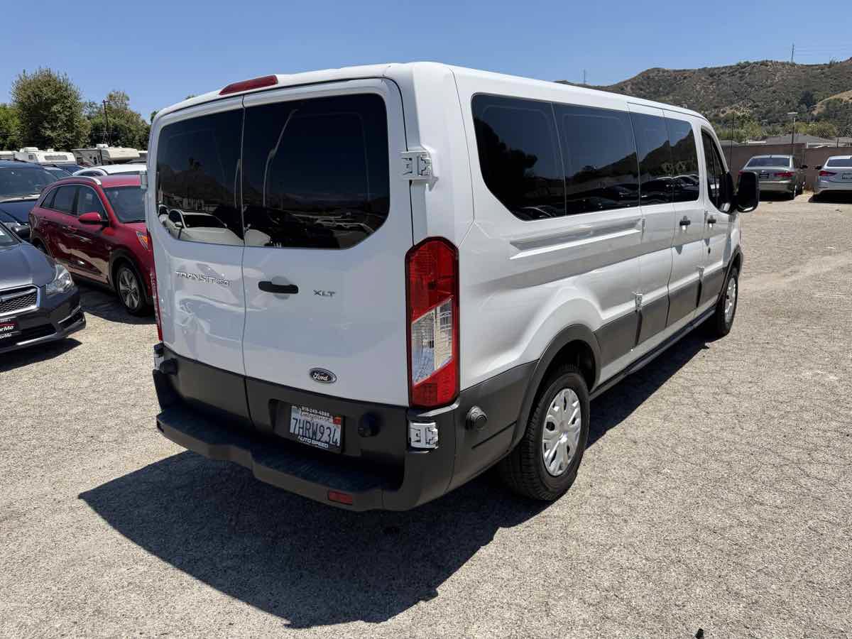 Used 2015 Ford Transit 350 XLT RWD image 7