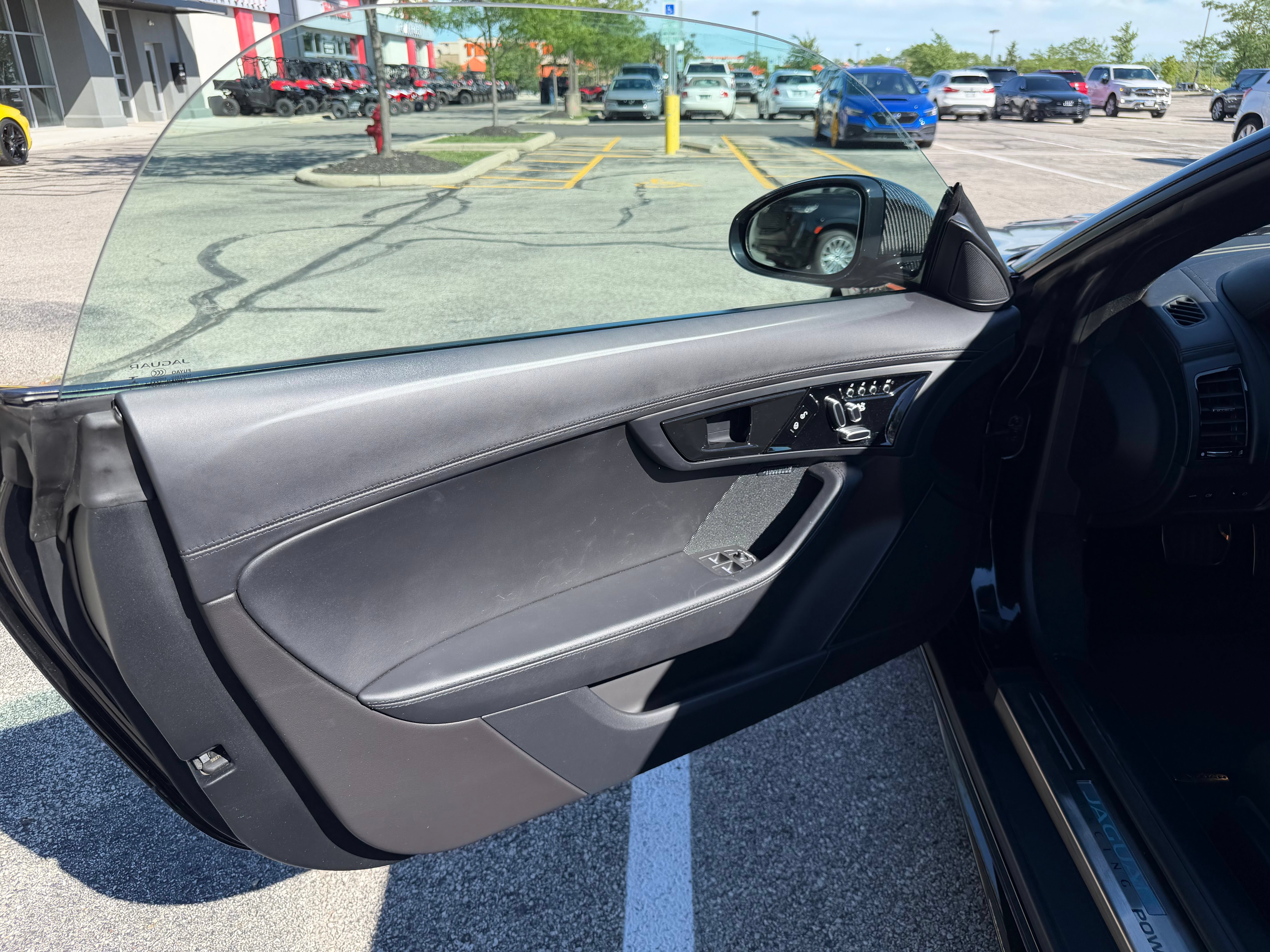 Used 2018 Jaguar F-TYPE R AWD/4WD image 14