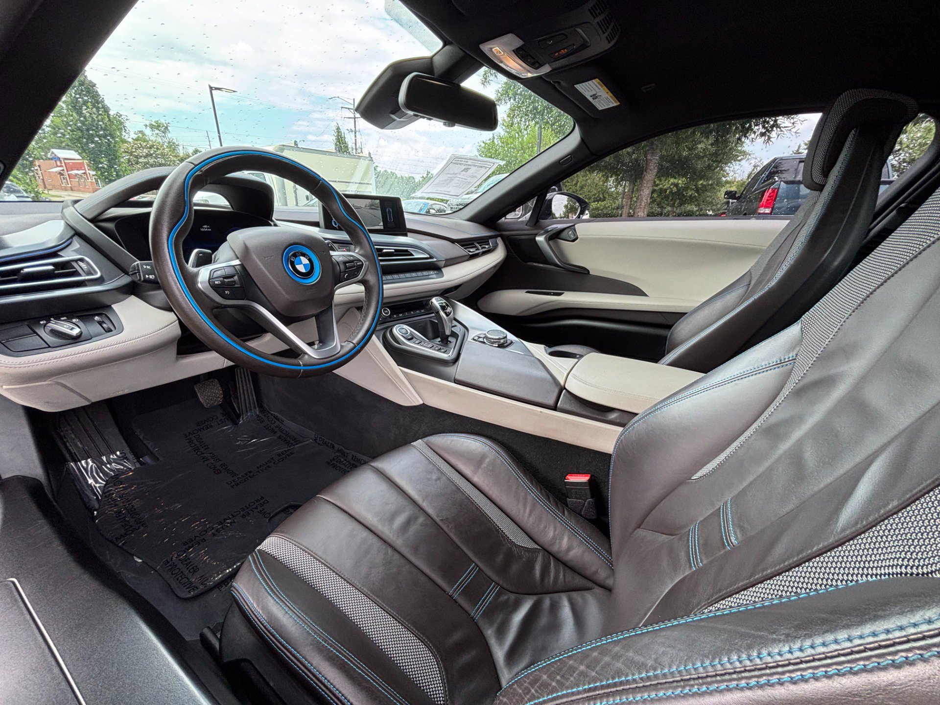 Used 2015 BMW i8 AWD/4WD image 9
