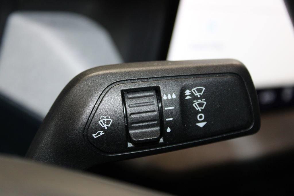 Used 2025 Ford Maverick XLT w/ XLT Luxury Package AWD/4WD image 47
