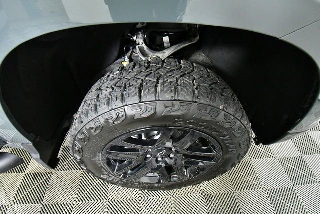 Used 2025 Chevrolet Silverado 1500 LT Trail Boss w/ Convenience Package II image 17