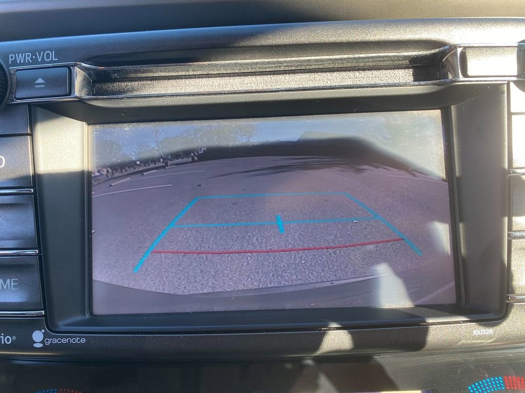 Used 2015 Toyota RAV4 XLE image 21