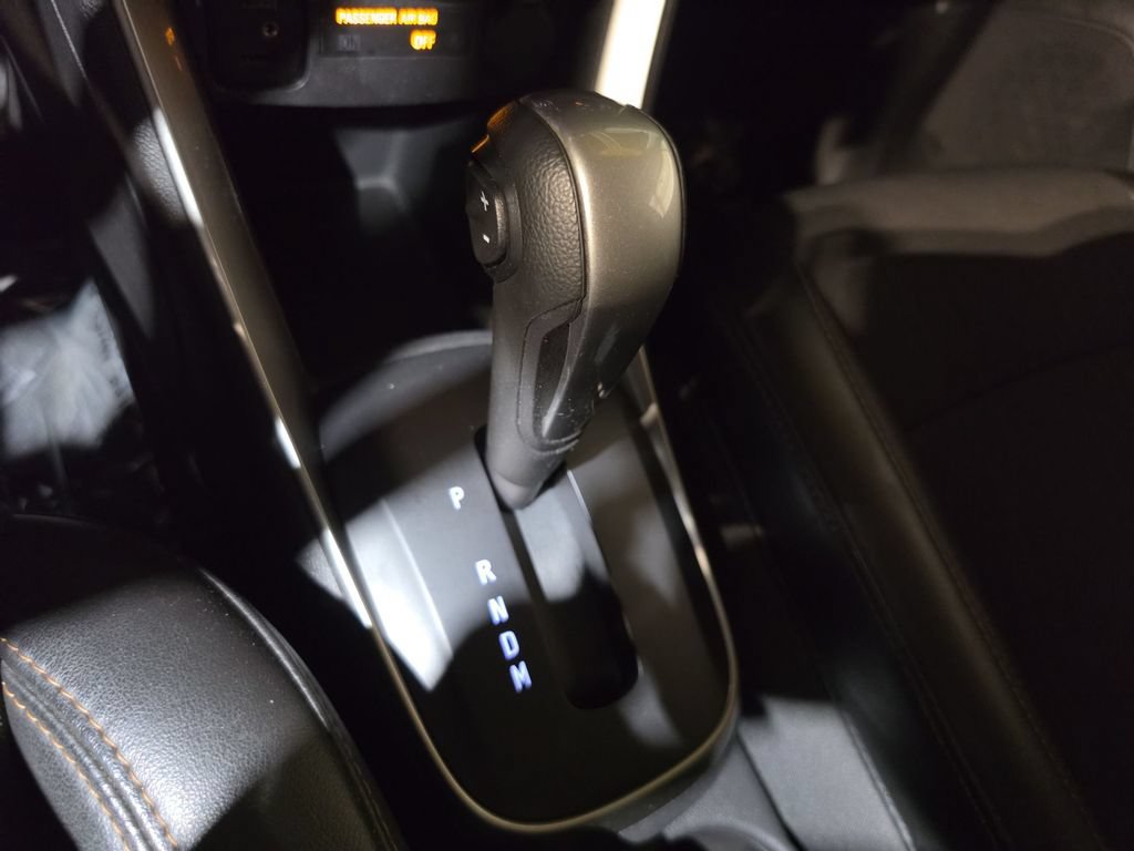 Used 2020 Chevrolet Trax LT w/ LT Convenience Package AWD/4WD image 20