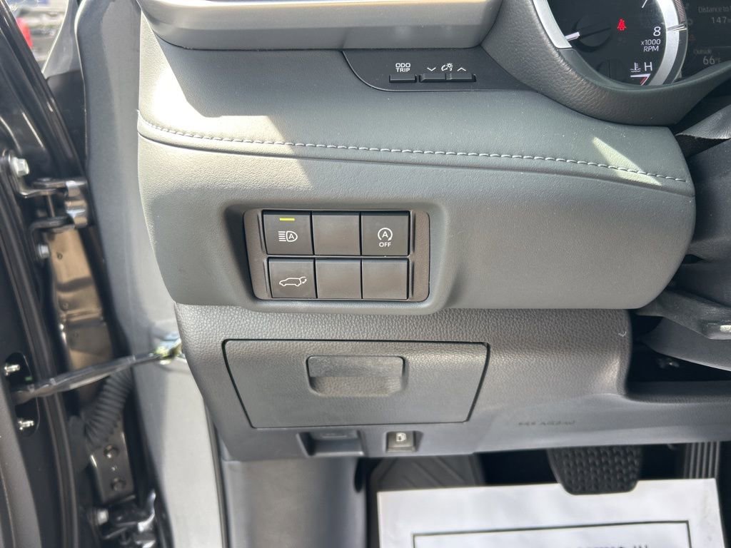 Used 2023 Toyota Highlander XSE image 7