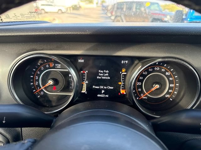 Used 2022 Jeep Gladiator Sport AWD/4WD image 17