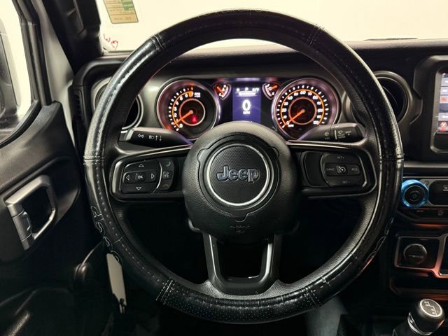 Used 2022 Jeep Gladiator Sport image 16