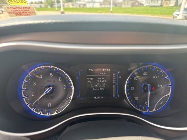 Used 2018 Chrysler Pacifica L FWD image 20
