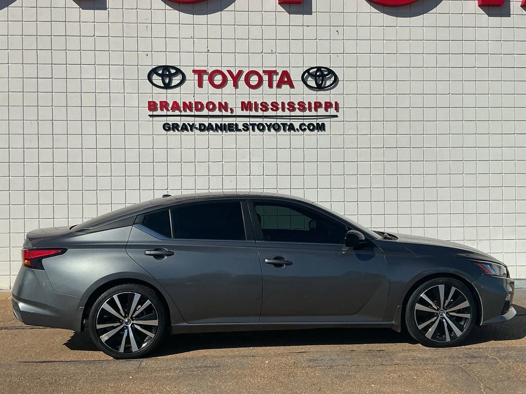 Used 2022 Nissan Altima 2.5 SR