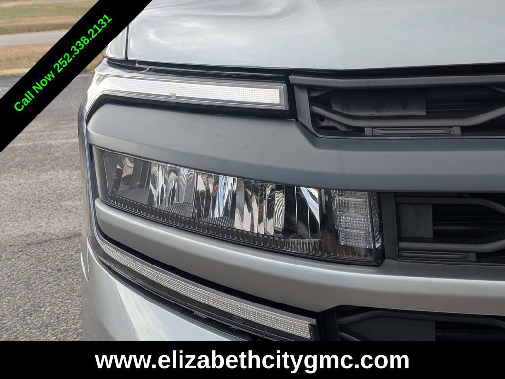 Used 2023 Ford Expedition Max XLT image 10