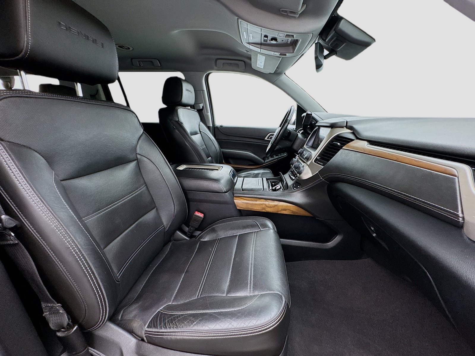 Used 2020 GMC Yukon XL Denali RWD image 20