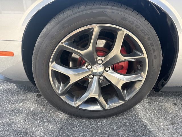 Used 2015 Dodge Challenger R/T w/ Quick Order Package 22B R/T RWD image 8