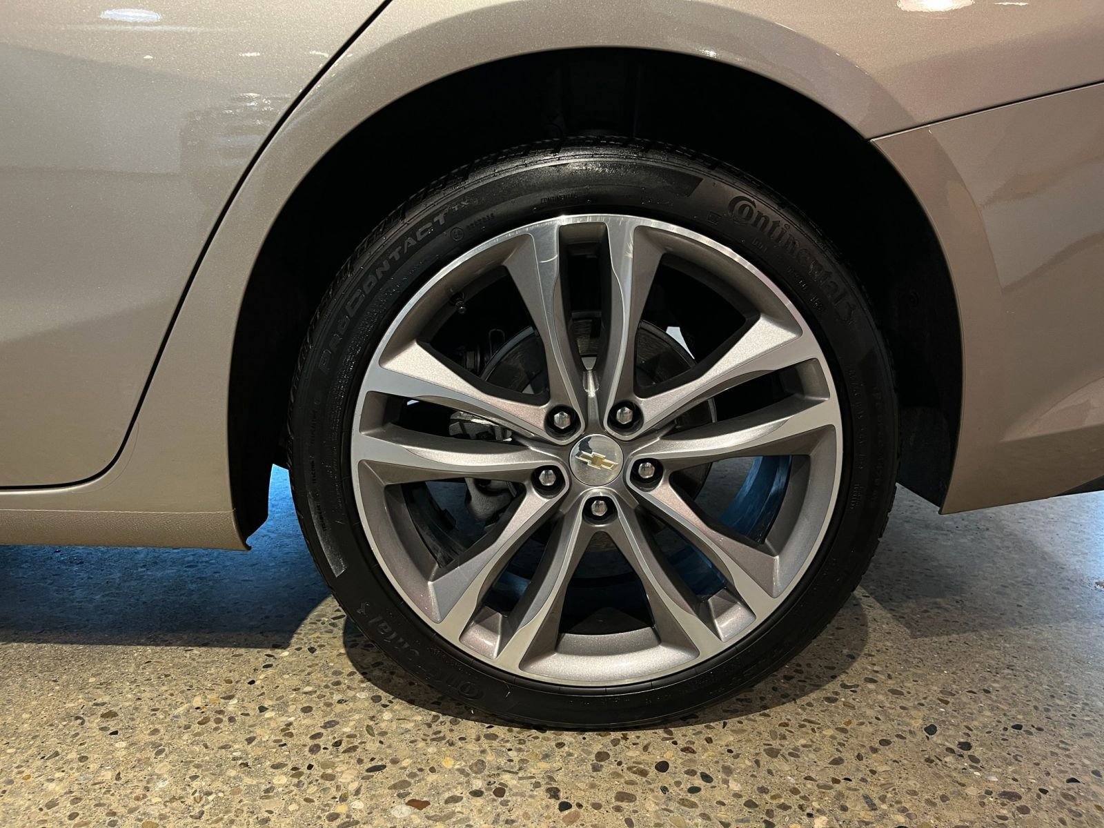 Used 2024 Chevrolet Malibu LT image 30