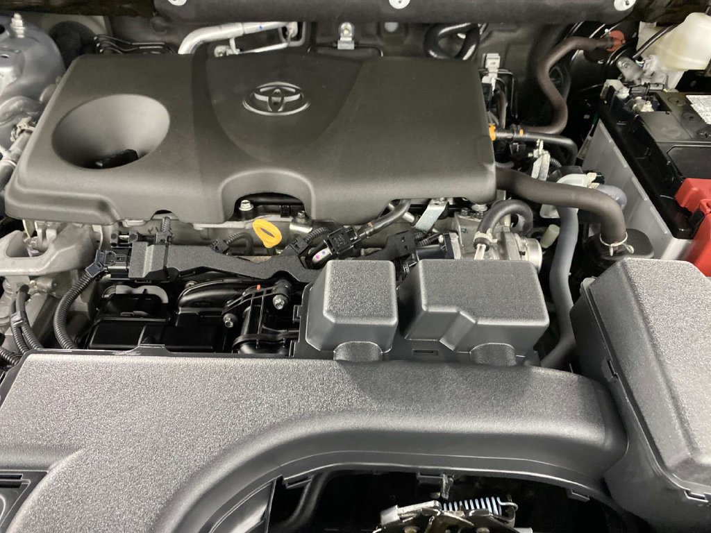 Used 2025 Toyota RAV4 LE AWD/4WD image 31