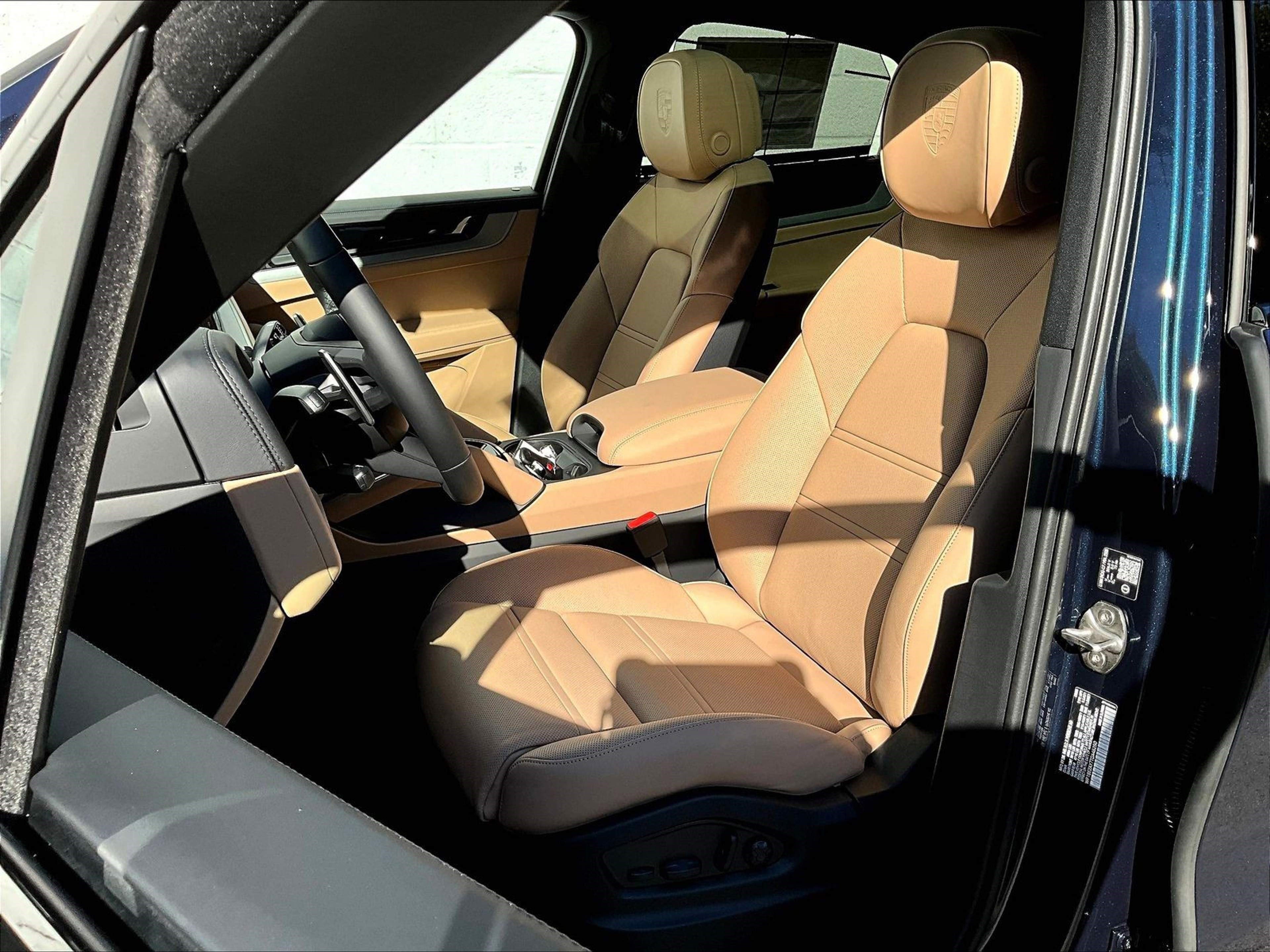 New 2026 Porsche Cayenne E-Hybrid image 5