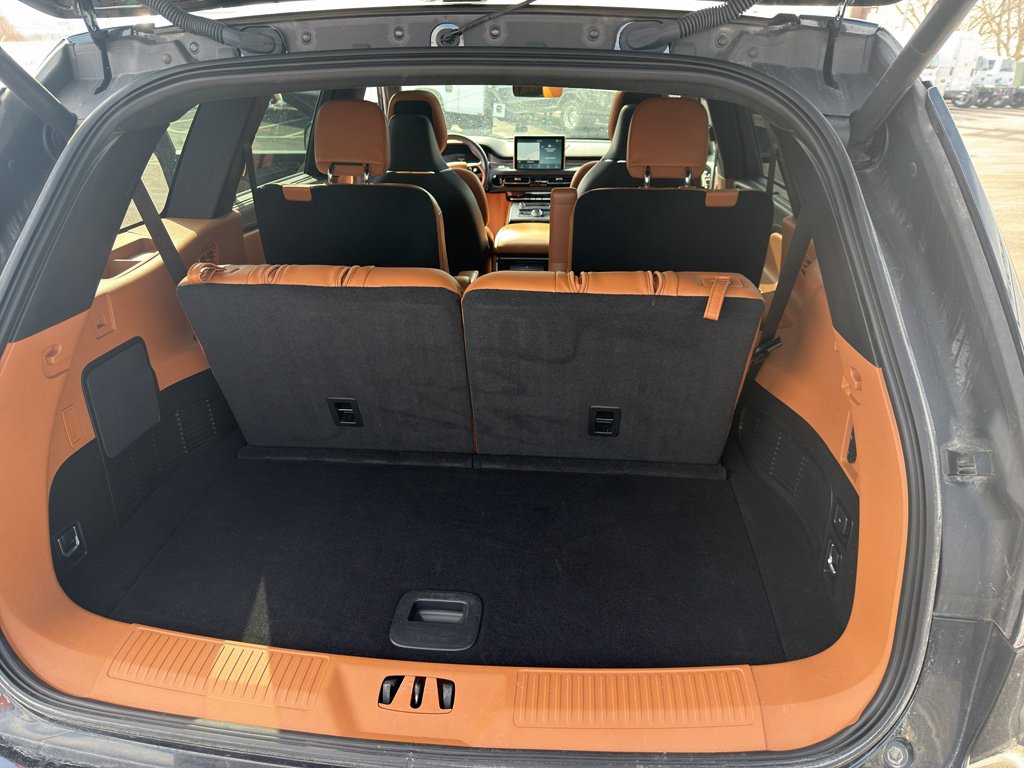 Used 2021 Lincoln Aviator Black Label w/ Dynamic Handling Package image 17