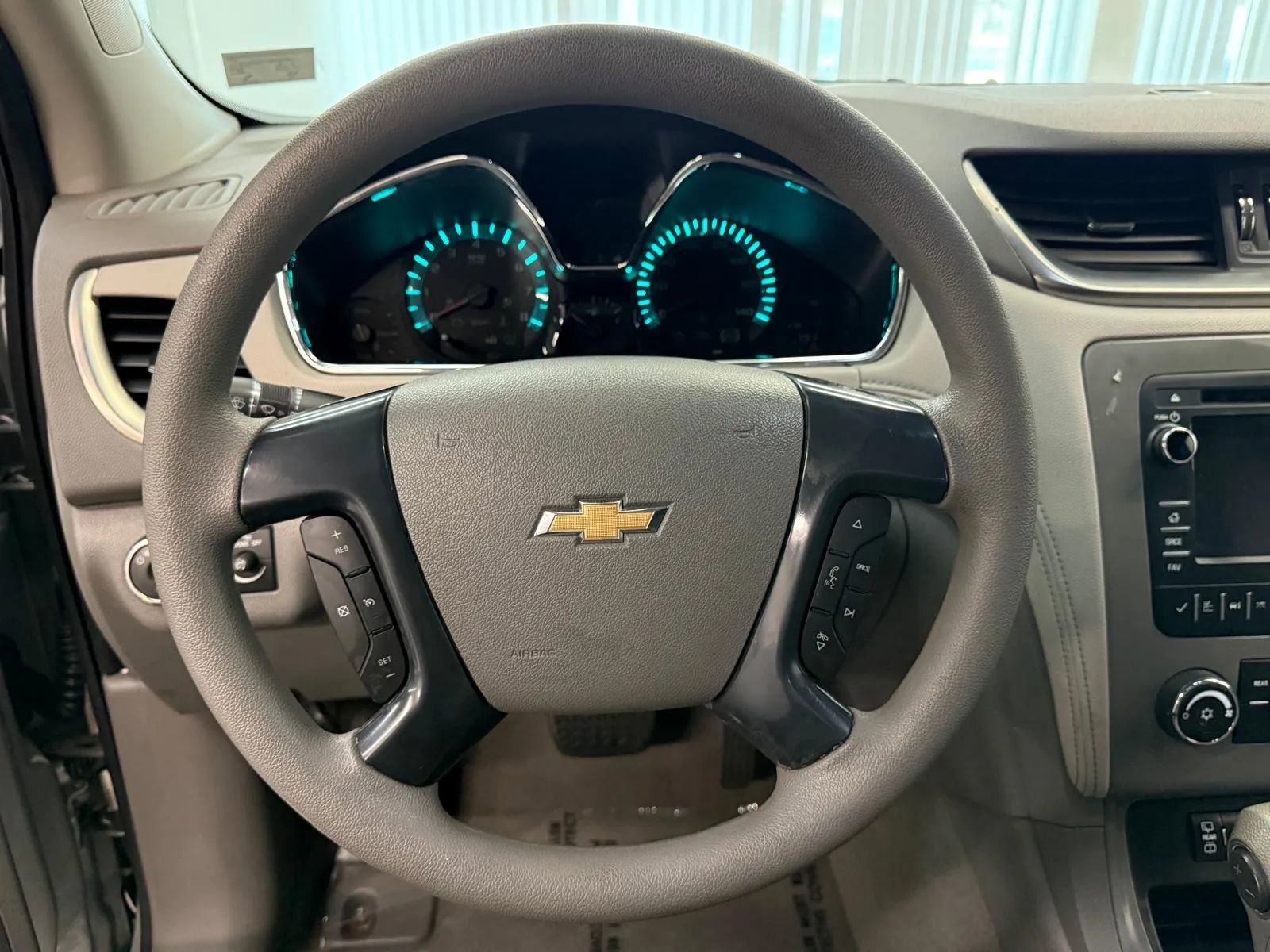 Used 2013 Chevrolet Traverse LS image 31