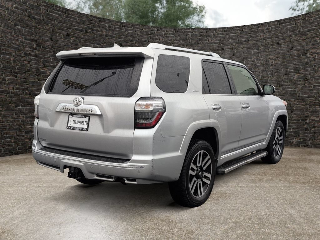 Used 2019 Toyota 4Runner SR5 RWD image 7