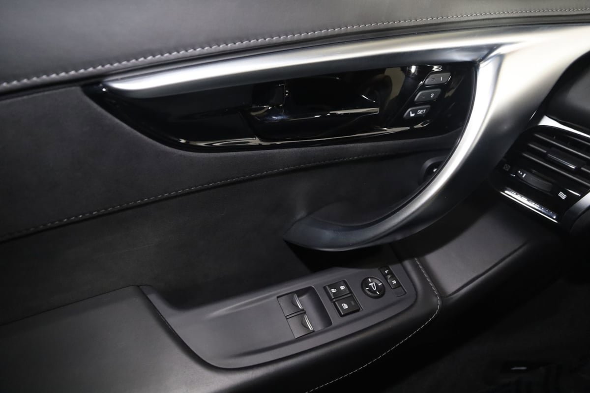 Used 2020 Acura NSX AWD/4WD image 37