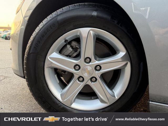 Used 2023 Chevrolet Malibu LT FWD image 10