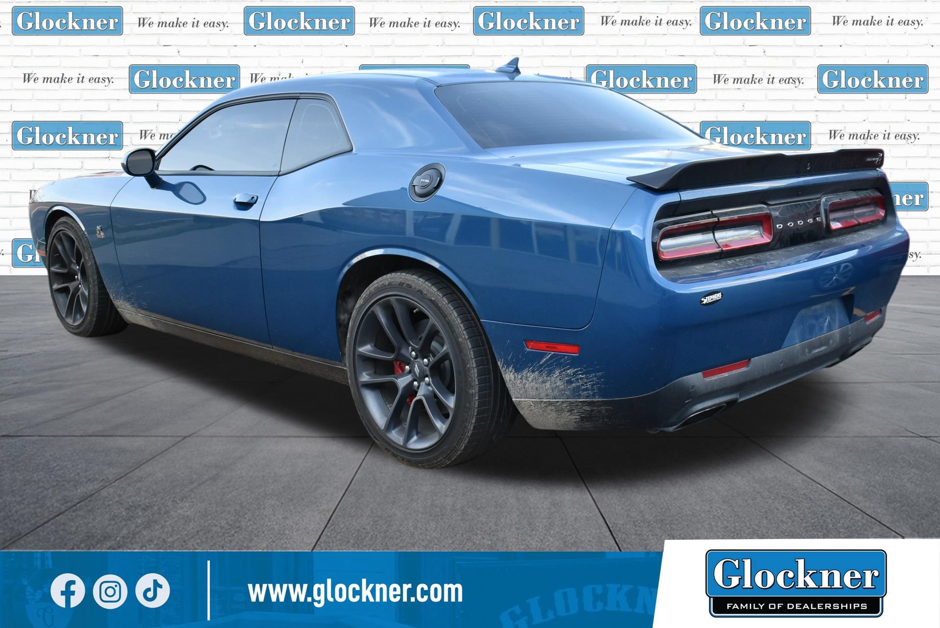 Used 2022 Dodge Challenger R/T Scat Pack RWD image 16