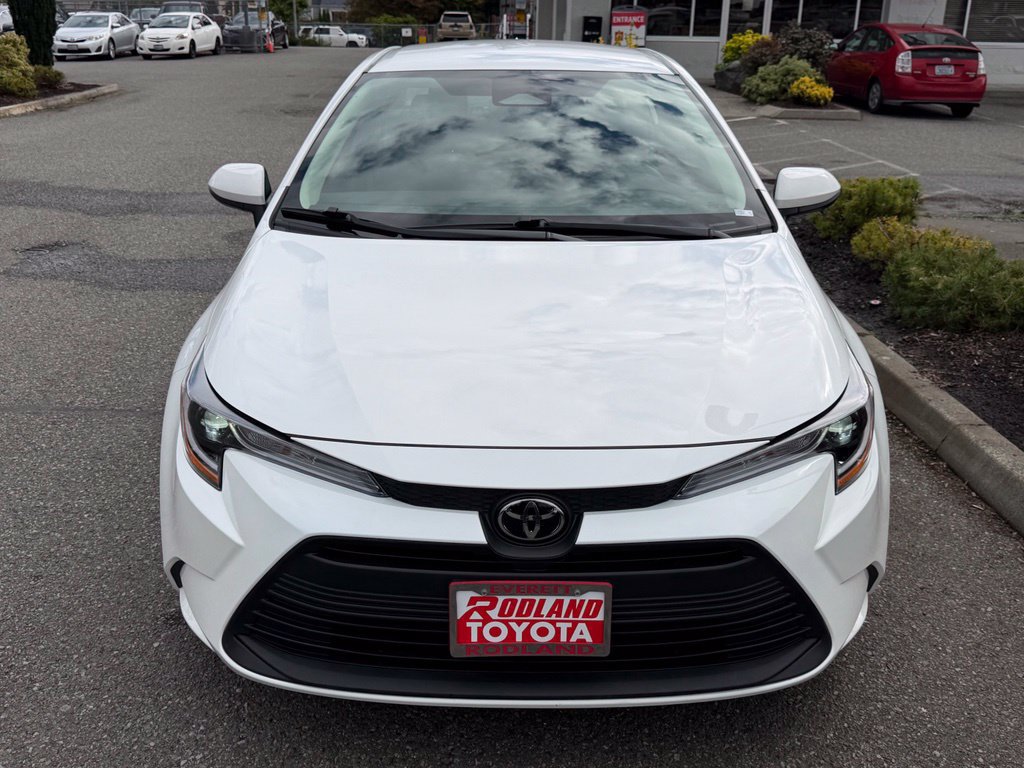 Certified 2026 Toyota Corolla LE FWD image 5