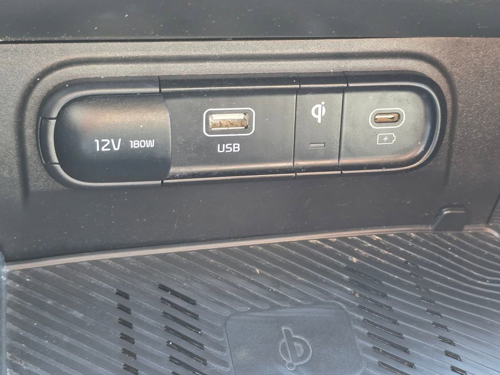 Used 2023 Kia Sportage EX AWD/4WD image 23