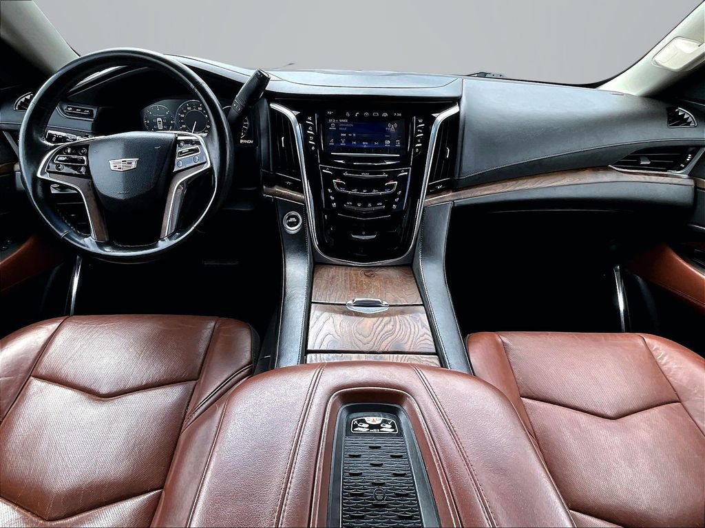 Used 2015 Cadillac Escalade Premium AWD/4WD image 17