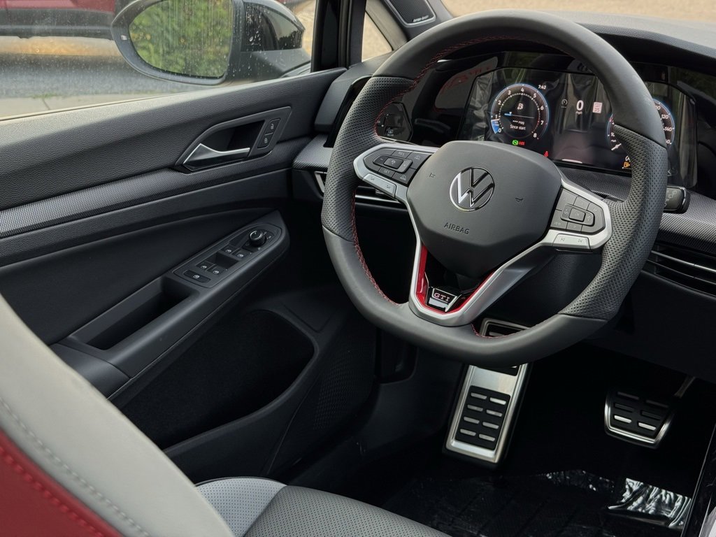 New 2025 Volkswagen GTI SE image 34