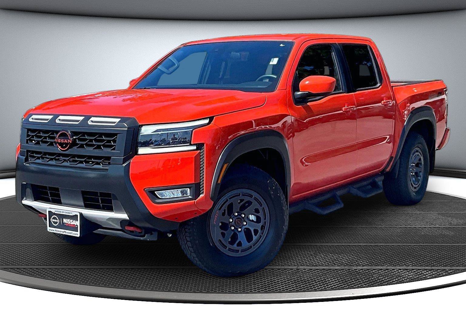 Used 2025 Nissan Frontier PRO-4X AWD/4WD image 4