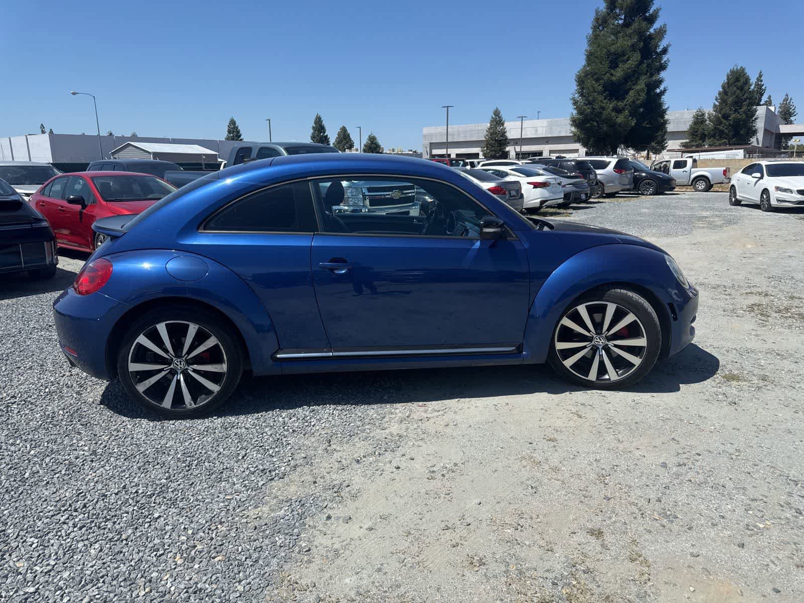 Used 2012 Volkswagen Beetle Turbo FWD image 4