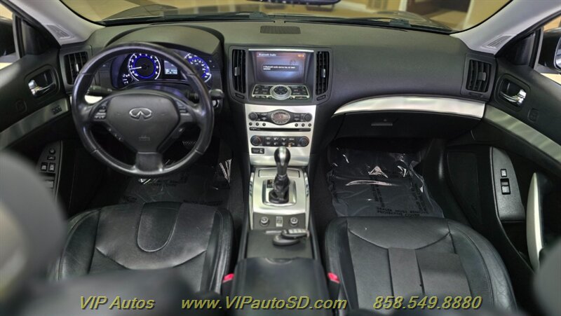 Used 2013 INFINITI G37 Convertible w/ Premium Pkg RWD image 24