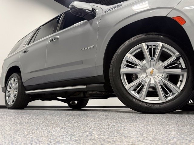 Used 2023 Chevrolet Tahoe High Country w/ Advanced Technology Package AWD/4WD image 3