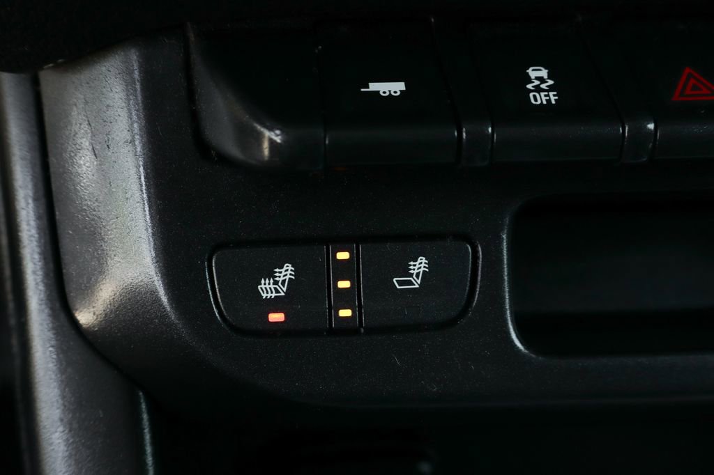 Used 2020 Chevrolet Colorado LT w/ Colorado RST Special Edition RWD image 40