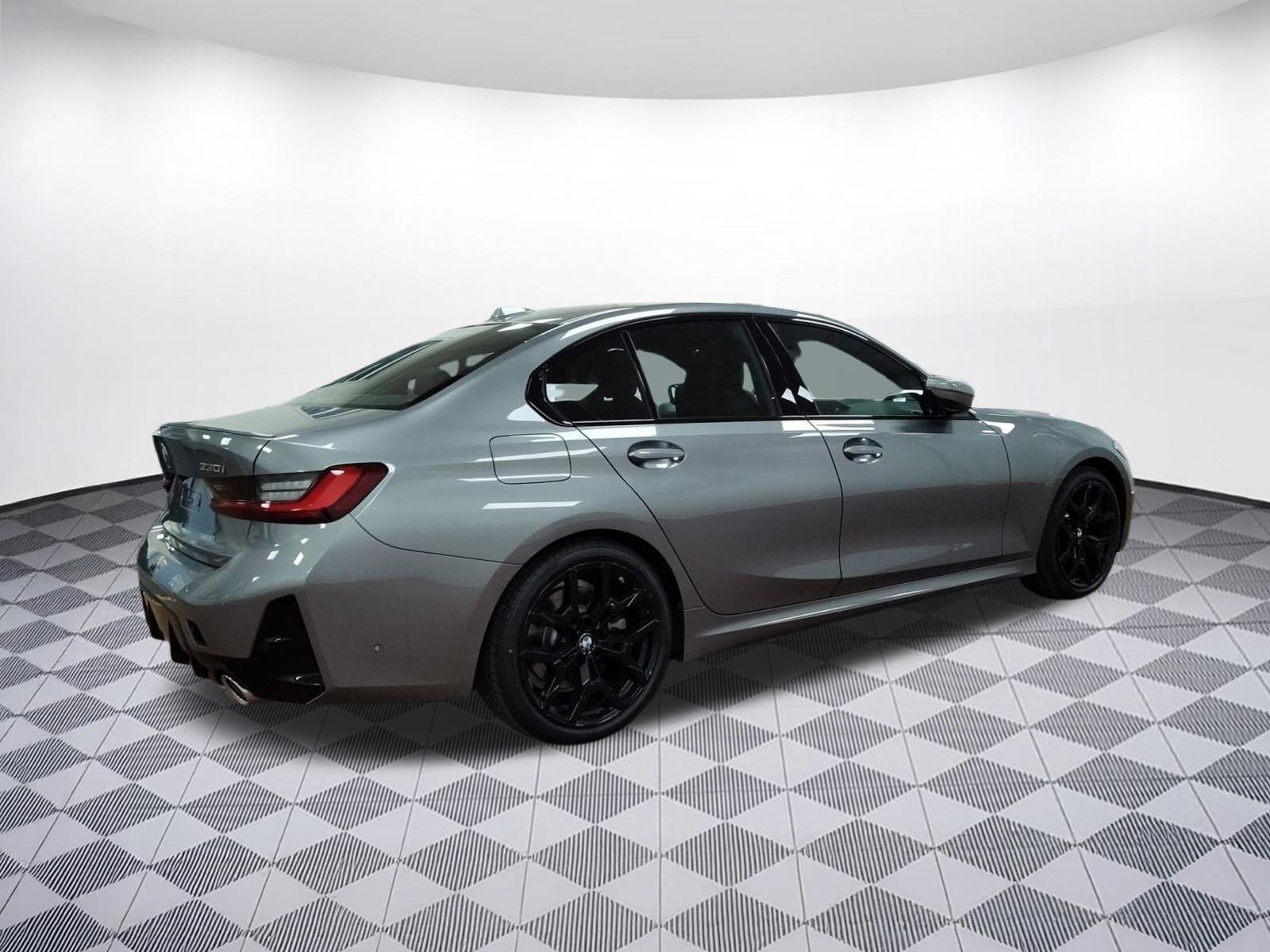 New 2026 BMW 330i Sedan w/ M Sport Package RWD image 8