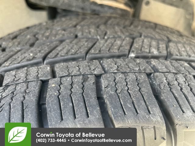 Used 2021 Toyota Tundra Platinum AWD/4WD image 28