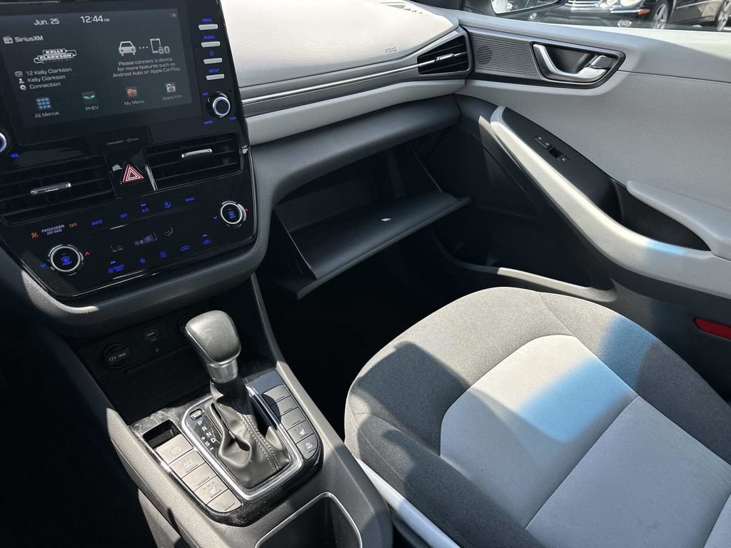 Used 2020 Hyundai Ioniq SEL FWD image 35