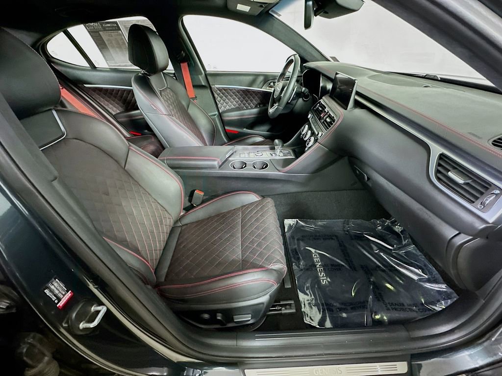 Used 2023 Genesis G70 3.3T w/ Sport Prestige Package image 12