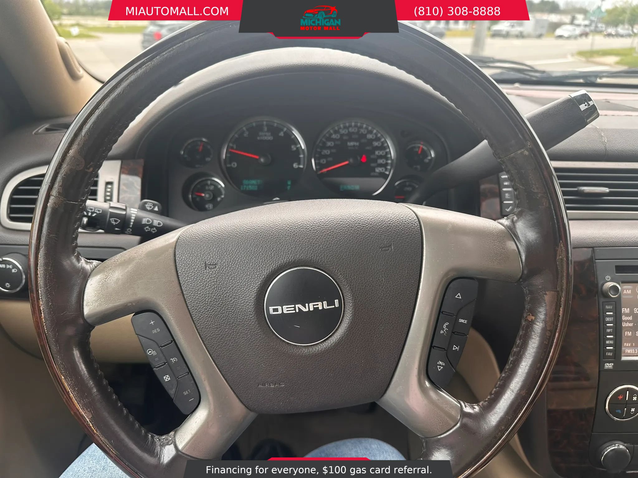 Used 2014 GMC Yukon XL Denali AWD/4WD image 19