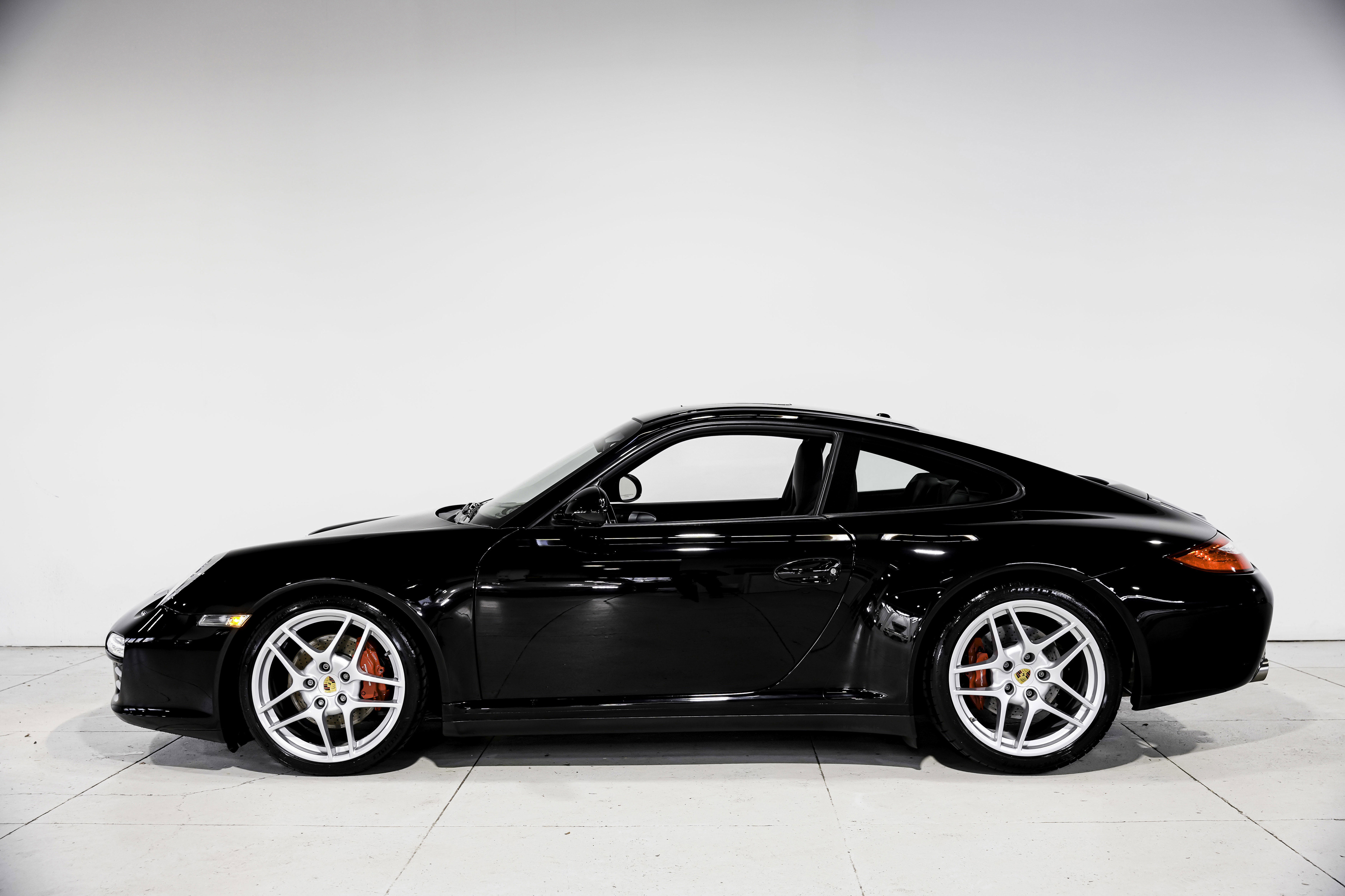Used 2010 Porsche 911 Carrera 4S image 7